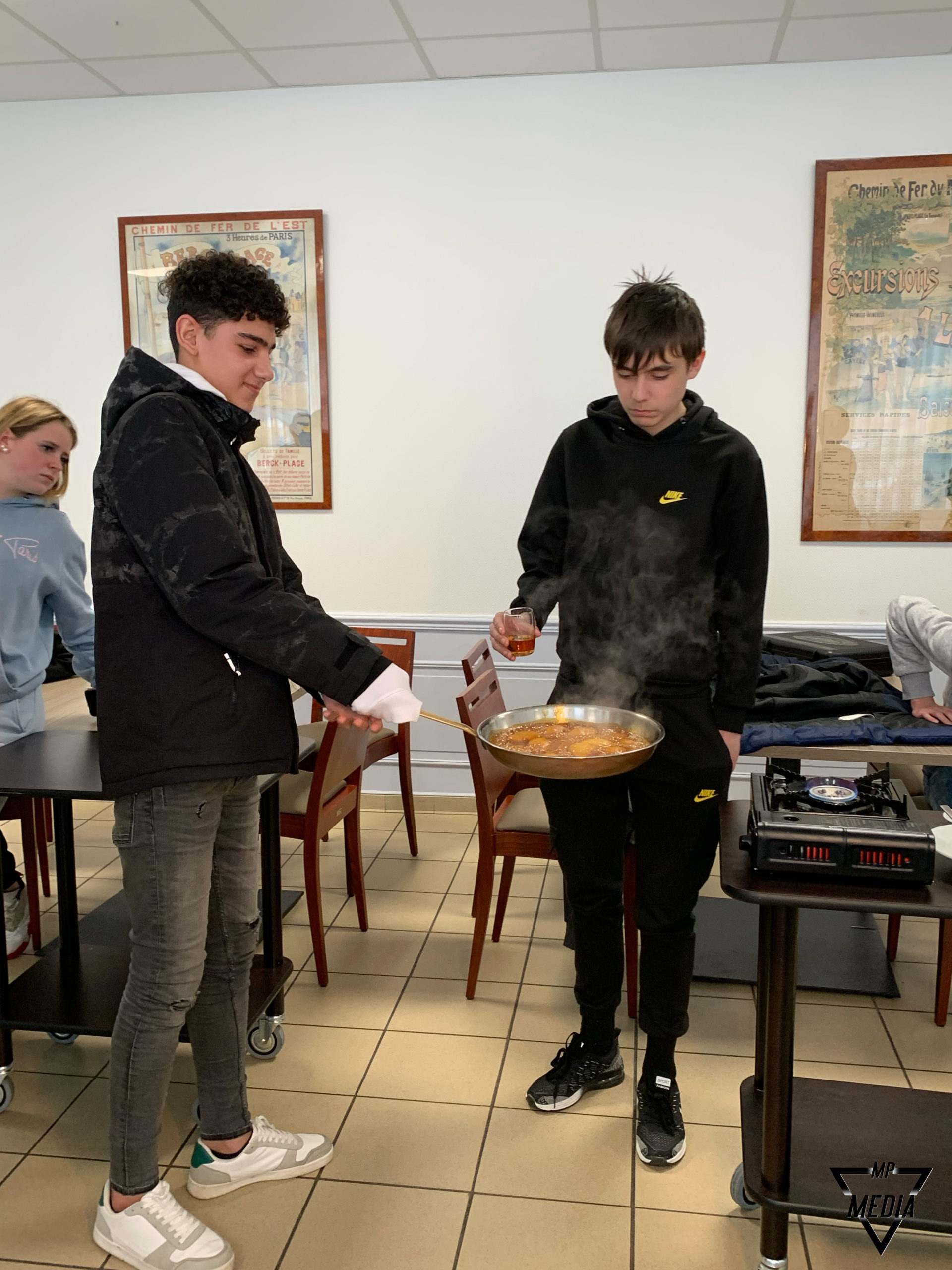 Tournage-video-collegiens-boulogne-sur-mer-chasses-aux-métiers-2 Tournage vidéo avec des collèges de Boulogne-sur-Mer pour une chasse aux métiers !