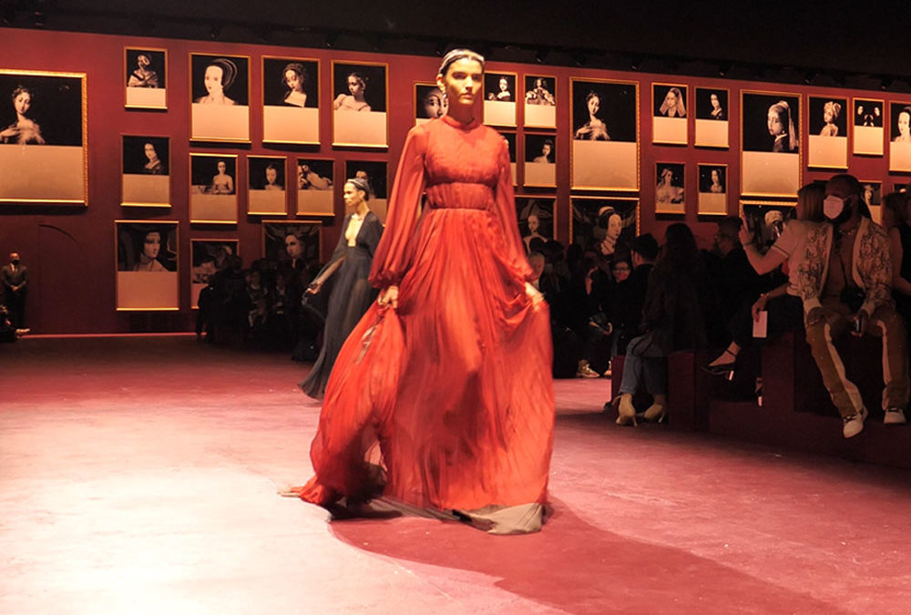Reportages photos et vidéos : défilé Dior à la Fashion Week de Paris 2022